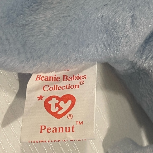 Ty Beanie Babies - Peanut the Elephant - Picture 2 of 4